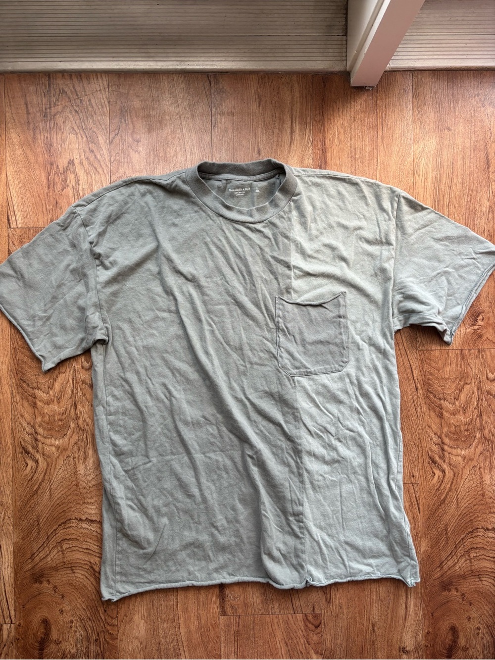 Abercrombie & Fitch Men's Pocket Tee - Sage Green